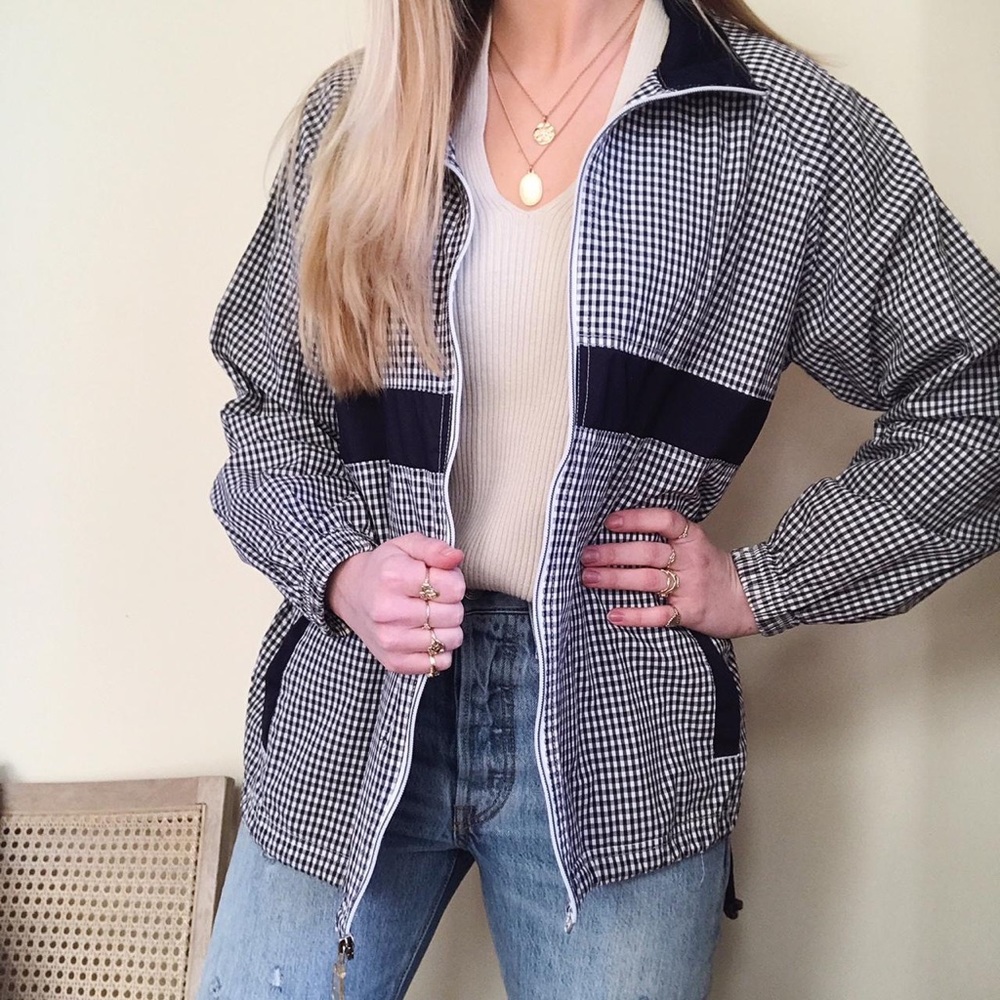 Vintage Gingham Striped Collared Windbreaker Jacket in Navy/White